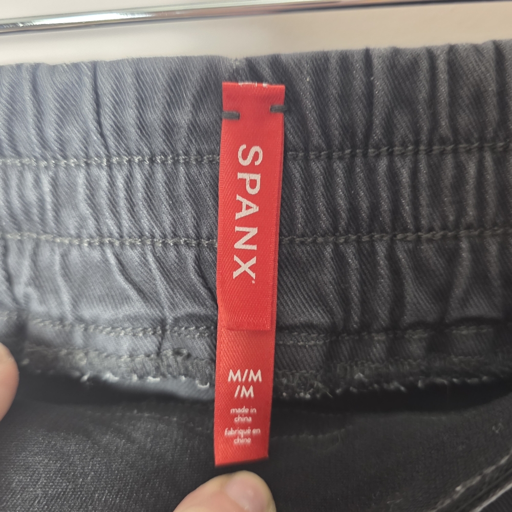 SPANX Gray Utility Jogger Pants Medium Tapered Pull-On Stretch Athleisure Travel - Picture 5 of 7